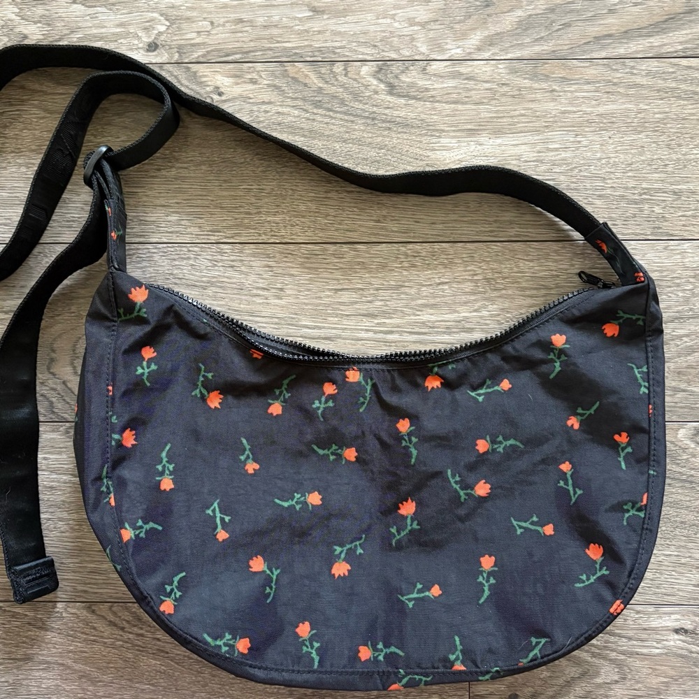 Baggu Painted Wildflower Medium Crescent Bag